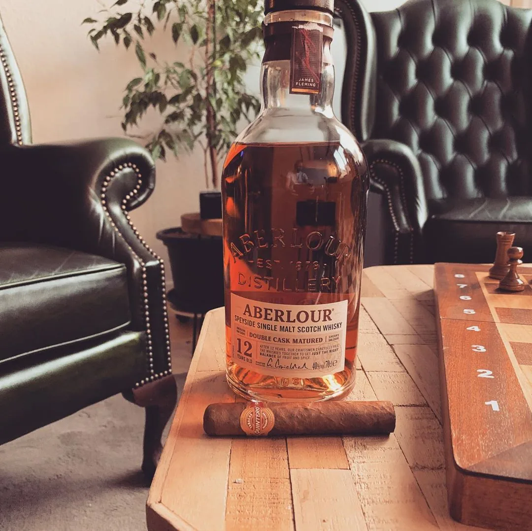 Zigarren-Genuss und Whisk(e)y in der Tempus Lounge